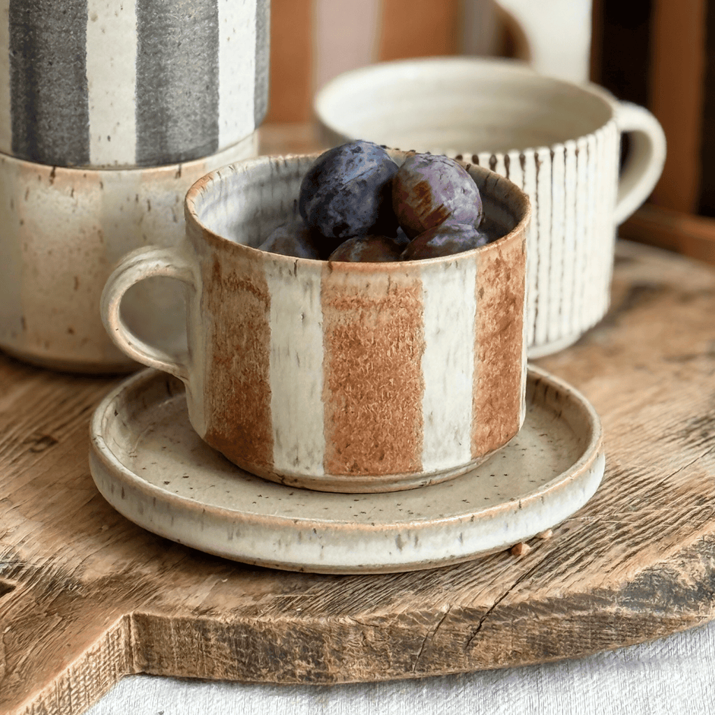 Bredrandig kaffekopp havre/brun