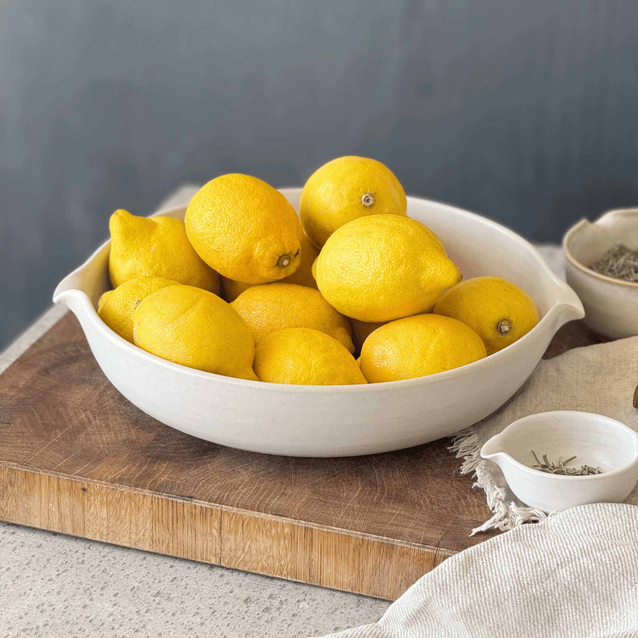 Fat lågt med pip 32 cm