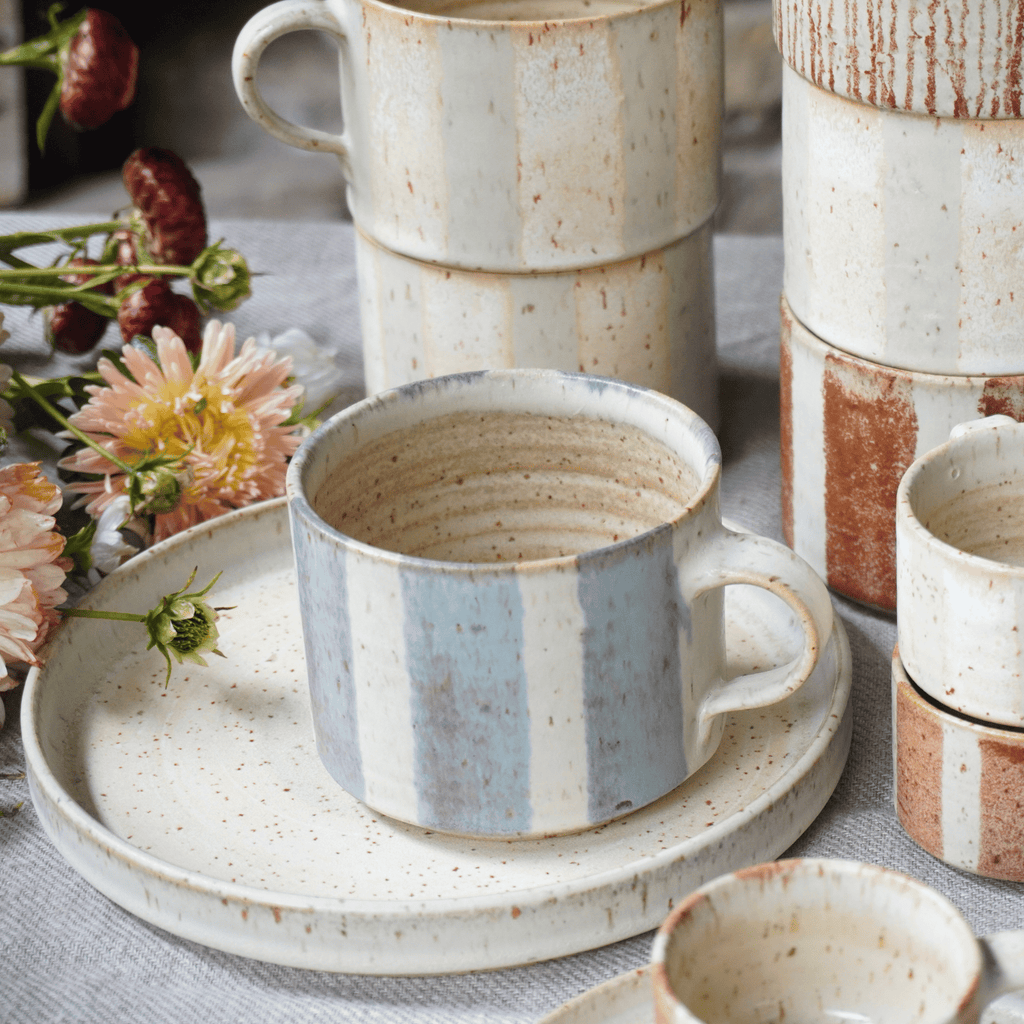 Bredrandig kaffekopp Blå